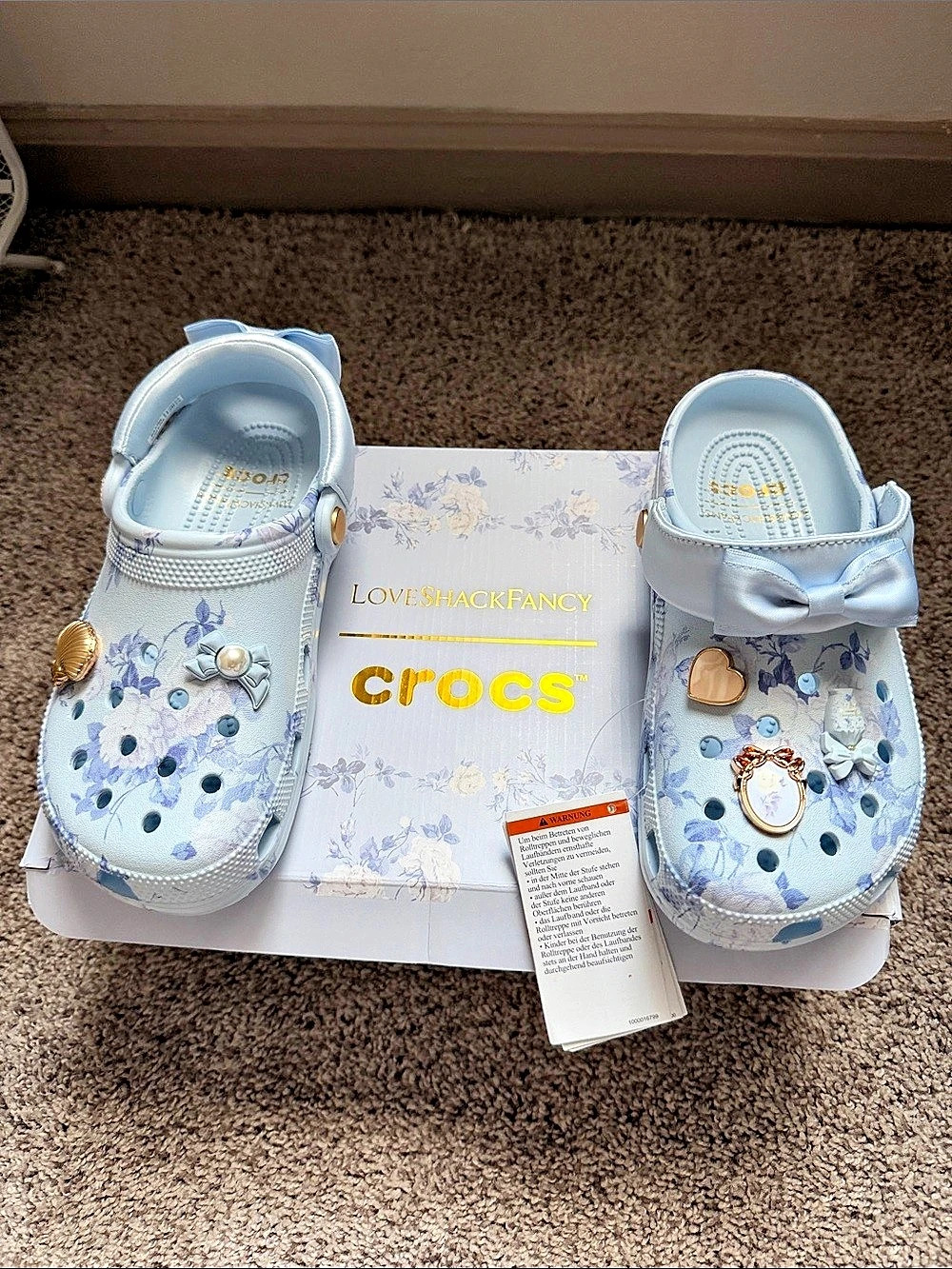Crocs LoverShackFancy Crocs Classic Clog Floral Clogs Blue & White US 6 NWT